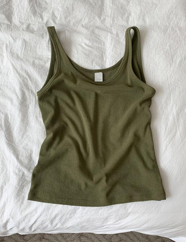 25FW_Oli-Sleeveless