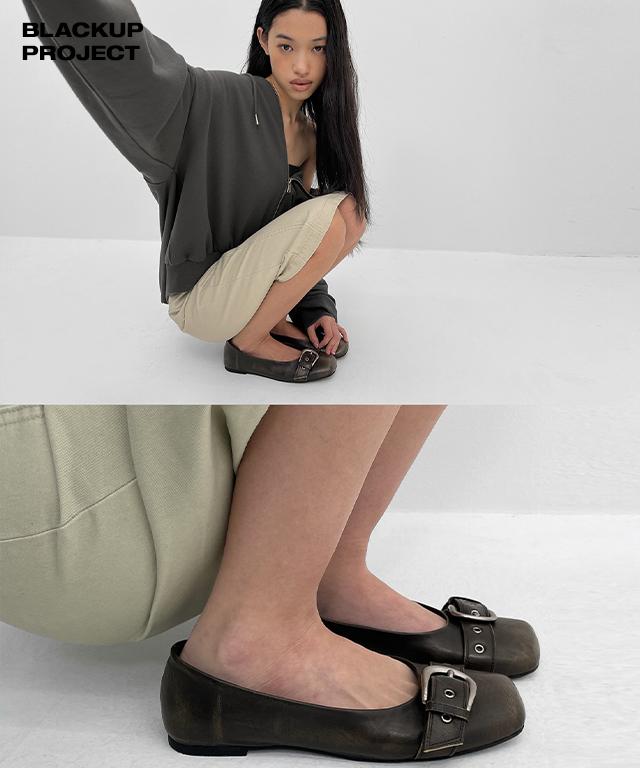 블랙업 [MADE] 모겔러 워싱 레더 플랫슈즈