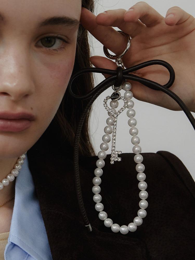 포 러브 가죽 리본 키링 (L243MSG010)