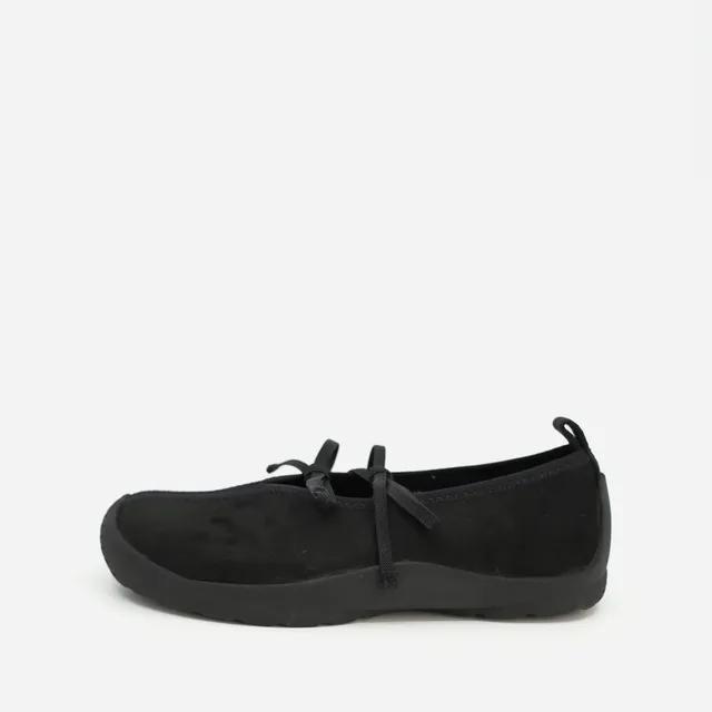 BALLETCORE BLACK RIBBON SNEAKERS