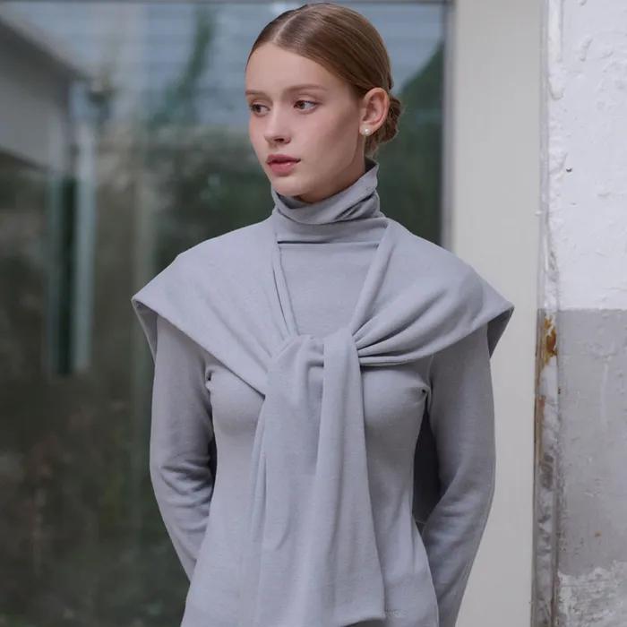 Vanessa pintuck Turtleneck top, cape set [Pale blue]