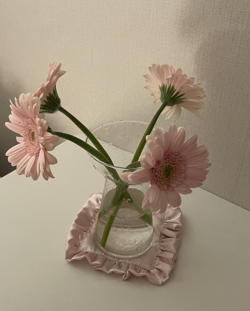 새틴 프릴 코스터-Pink