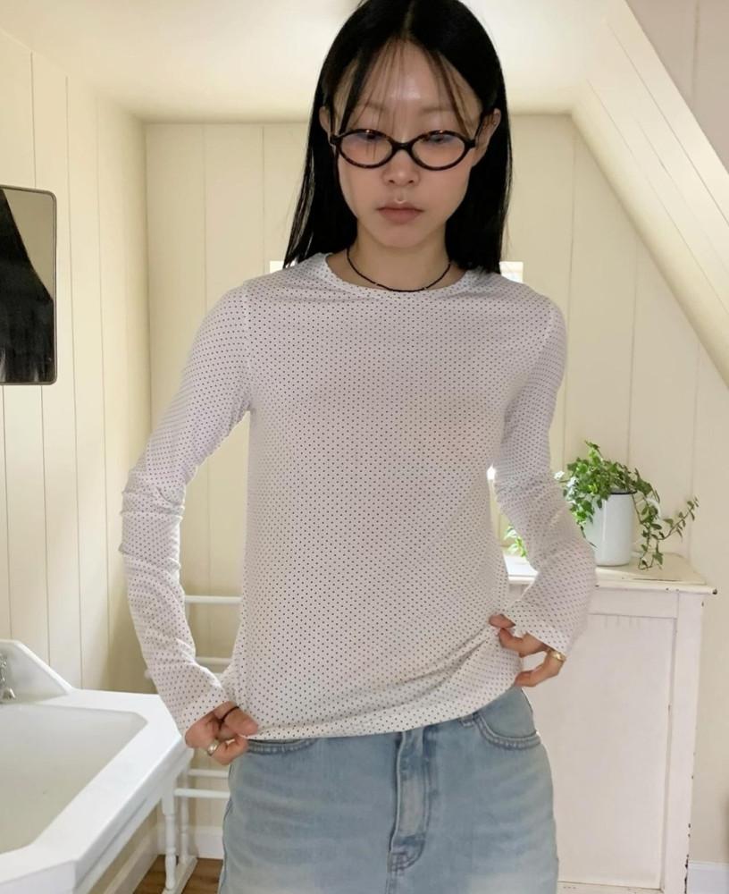 24SS 라운드 도트 땡땡이무늬 이너 레이어드 긴팔 티셔츠
