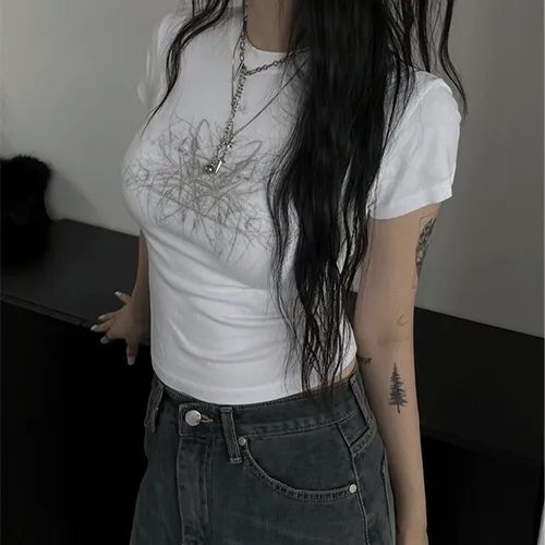 doodle hip crop T