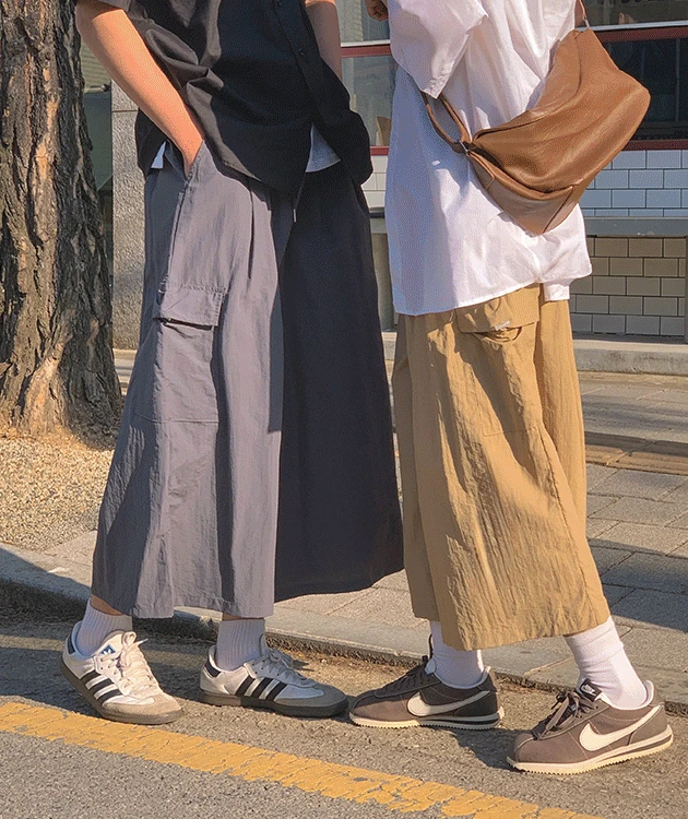 [남녀공용] 스웻 카고 나일론 와이드 버뮤다 팬츠
