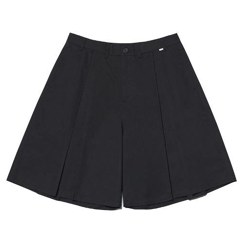 B.T BERMUDA PANTS - BLACK