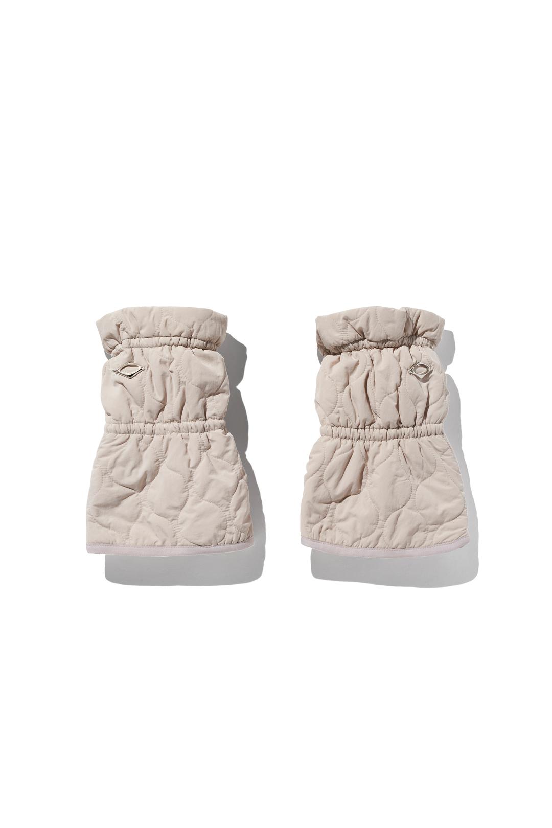 QUILTED ANKLE WARMERS_IVORY