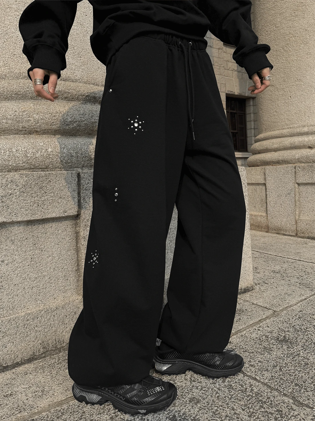 STUD SWEAT JOGGER PANTS
