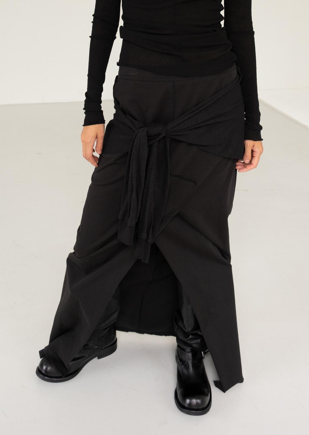 T LAYERED LONG SLIT SKIRT BLACK