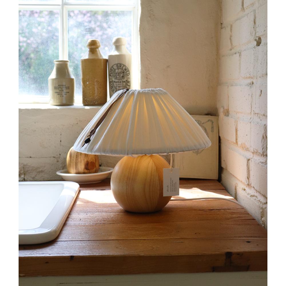 Orb Lamp (oat)