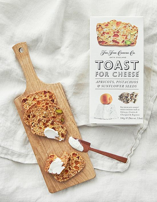 [김소영 아티장의 안단테] 치즈를 위한 토스트 (살구&참깨)