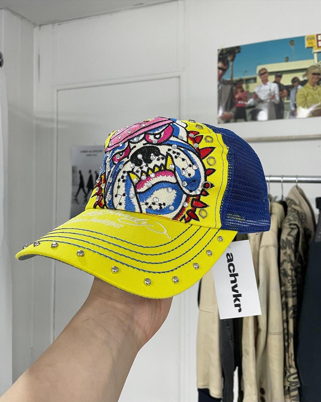 𝗦𝗲𝗹𝗲𝗰𝘁𝗲𝗱 𝗩𝗶𝗻𝘁𝗮𝗴𝗲