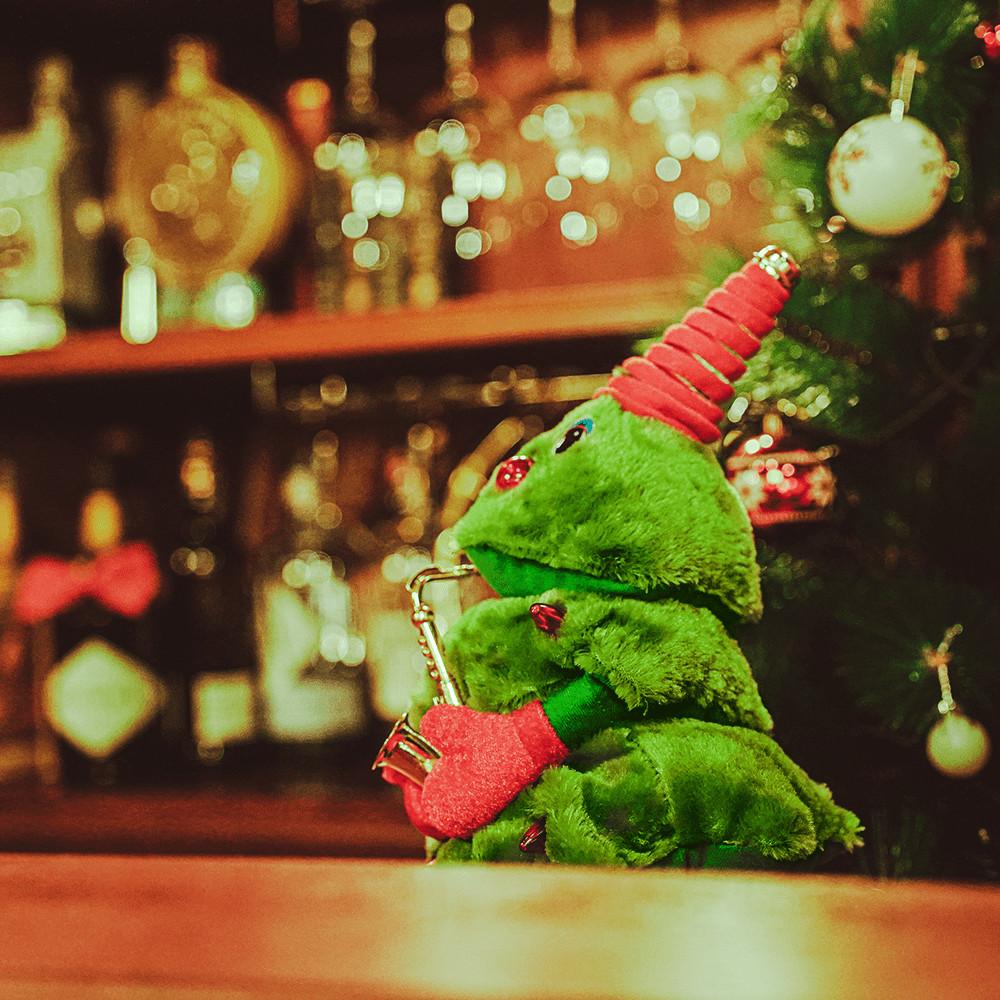 춤추는 트리 인형 크리스마스 밴드팀 트럼펫