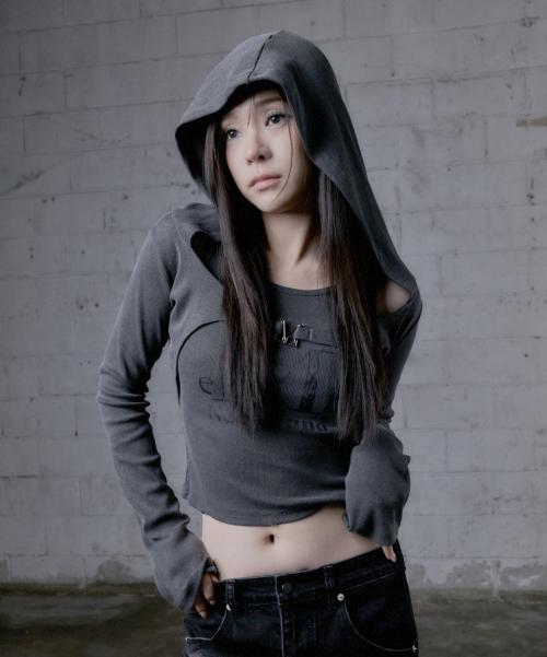 오펠 메탈 로고 후드 볼레로