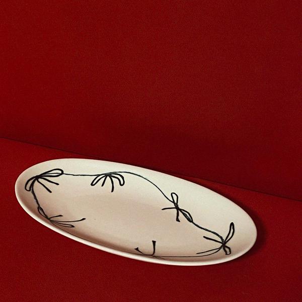 ribbon plate