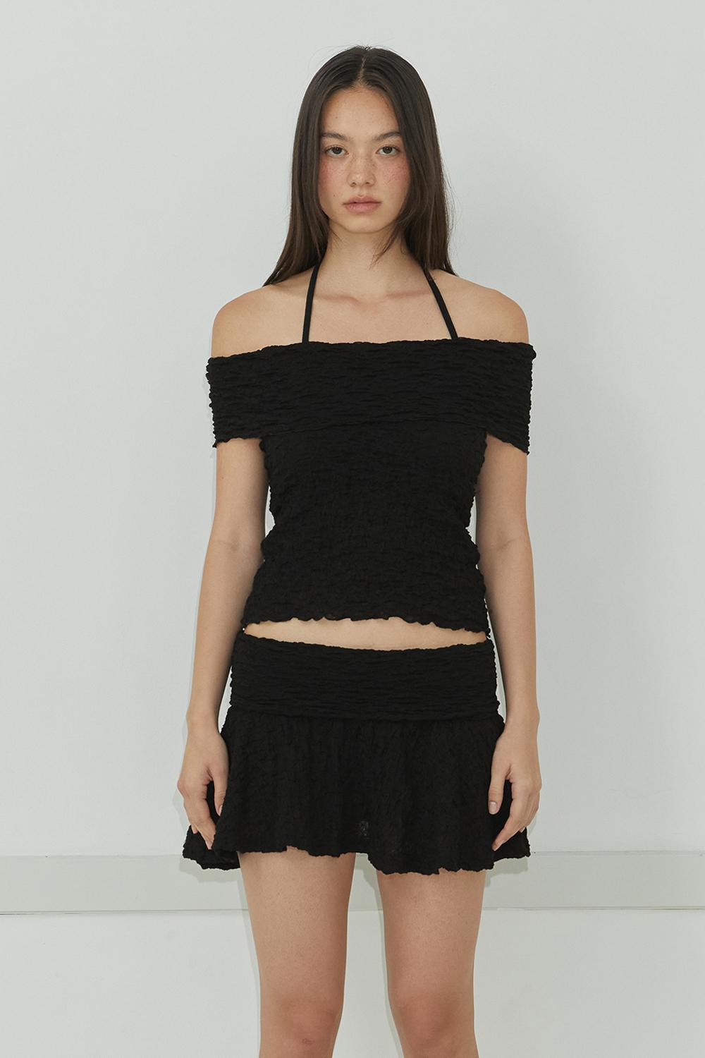 LACE HALTER LAYER TOP / BLACK