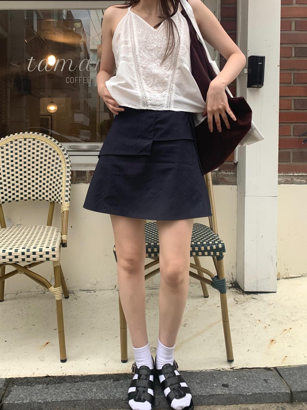 프릴리 DO. Stripe Layerd Ribbon Skirt