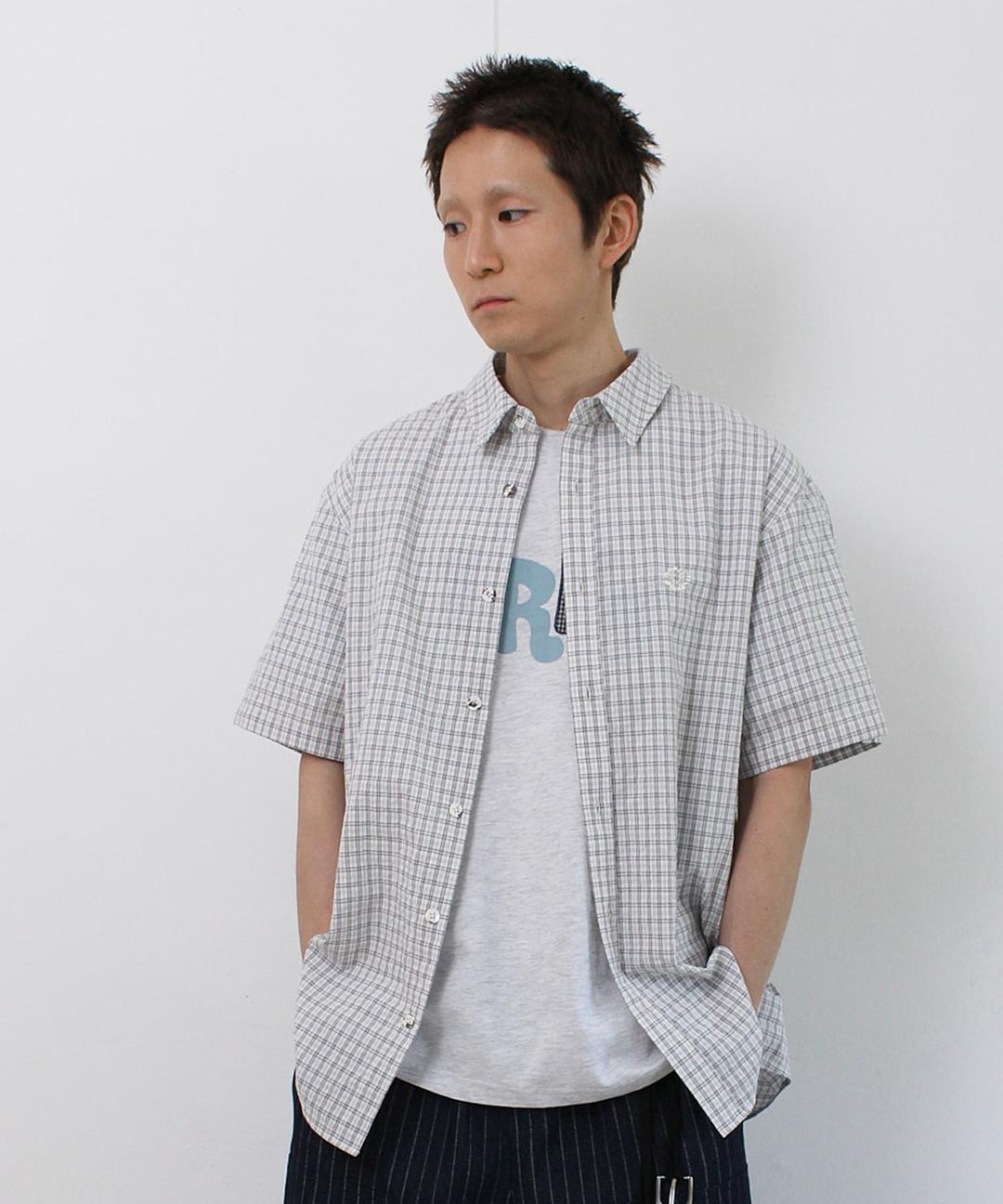 Swirl Logo Half  Plaid Shirts (White)