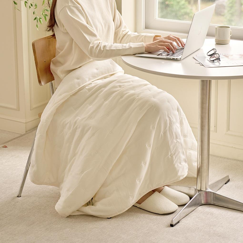 ON 소프트브리즈 리버시블 극세사 블랑켓 100x150 아이보리_CV2425015