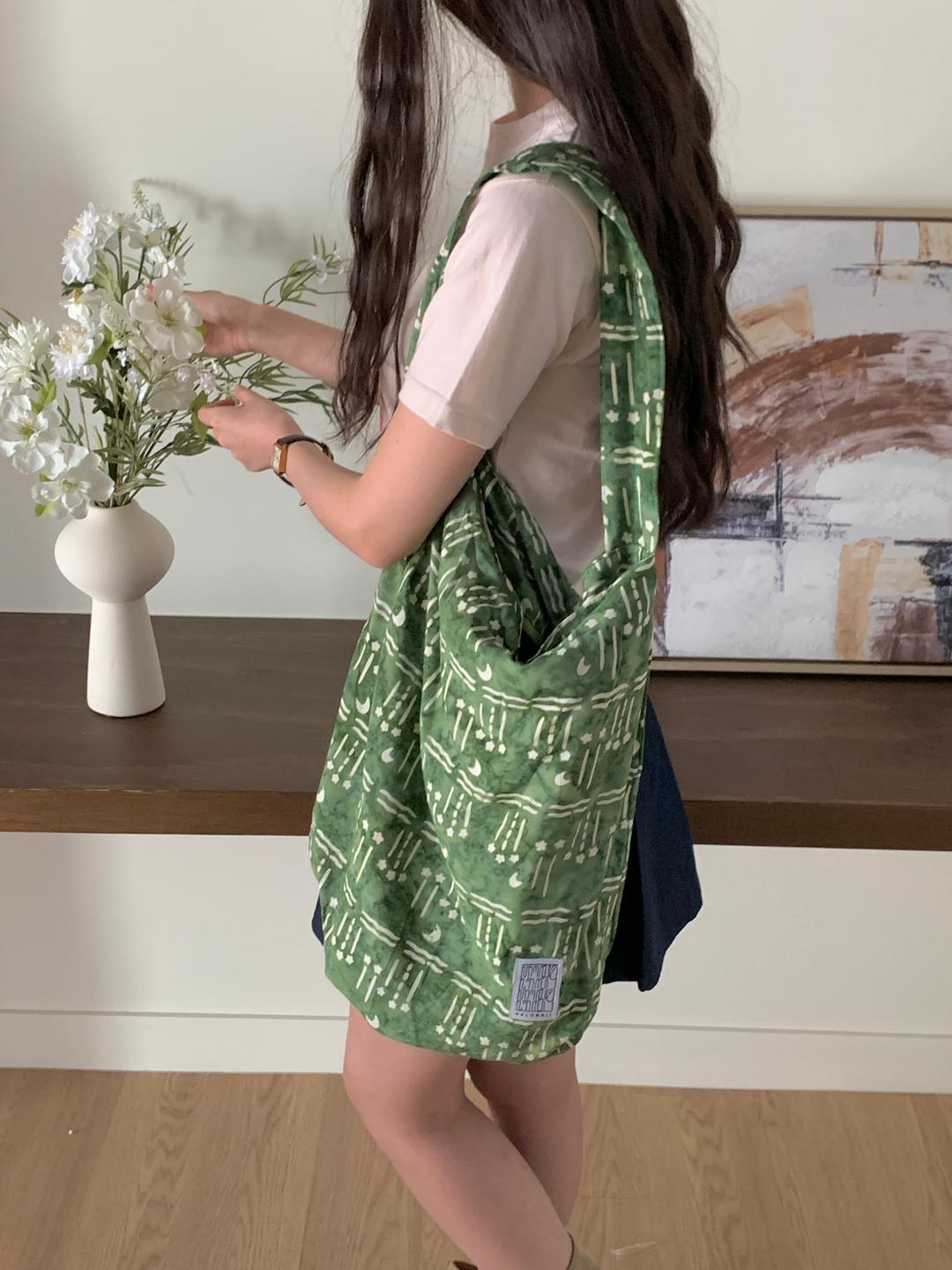 Lintang - Sage Green Totebag