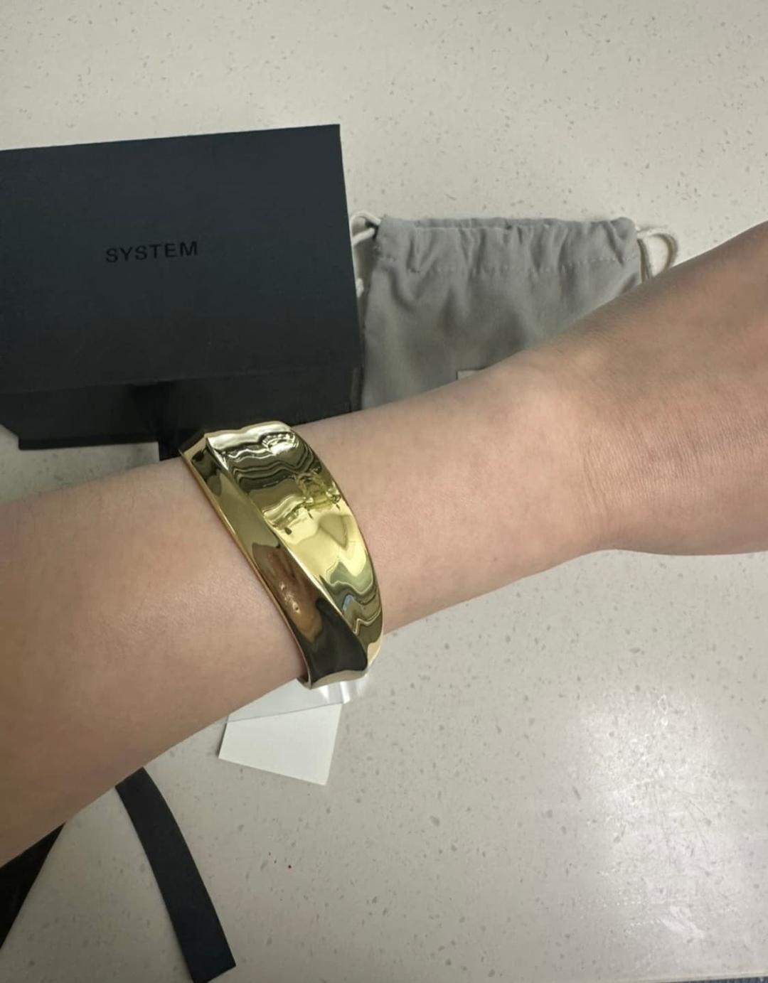 Handsome System Brass Gold Bracelet | 후루츠패밀리