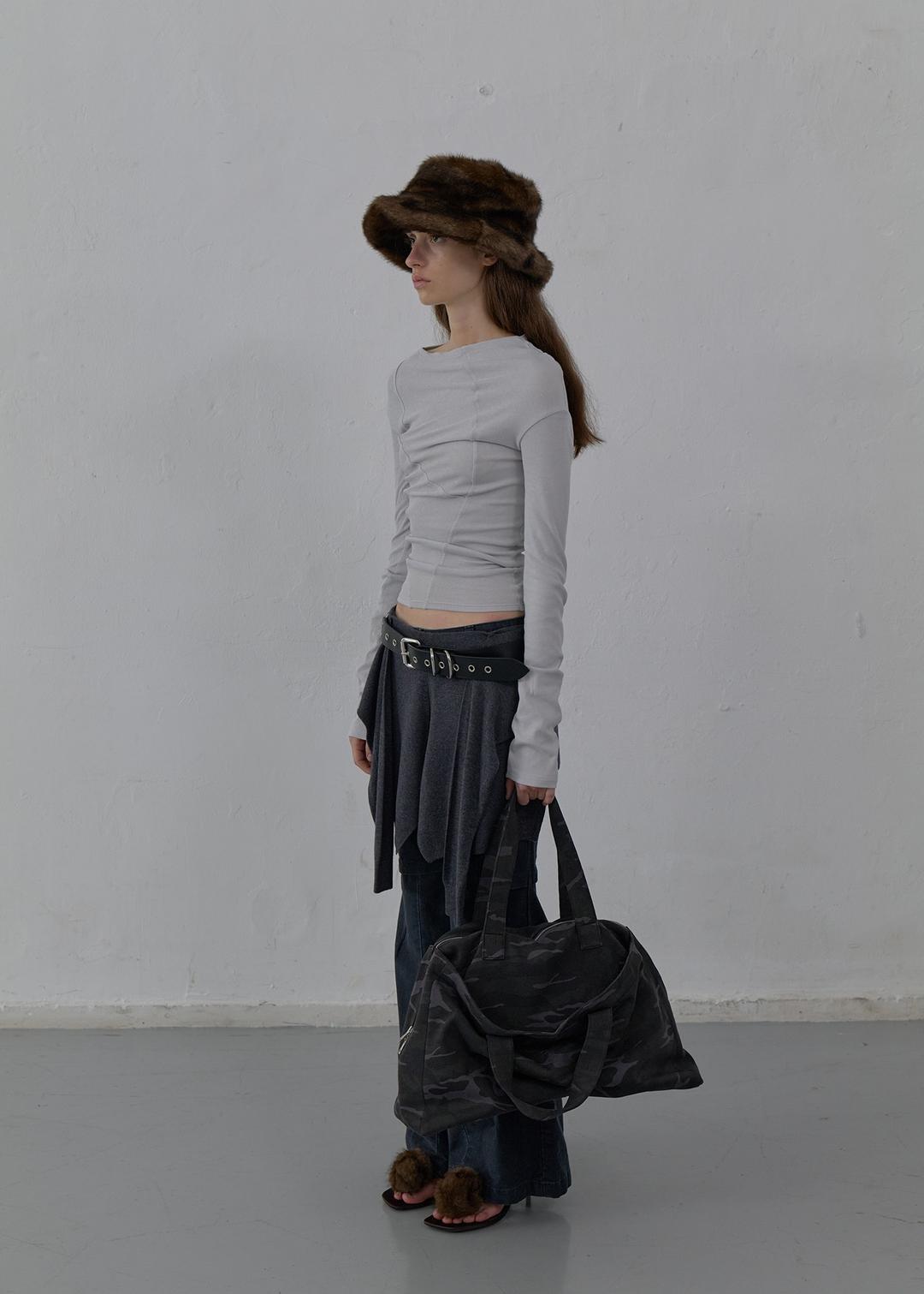 CURVED LONG SLEEVE TOP (LIGHT GREY)