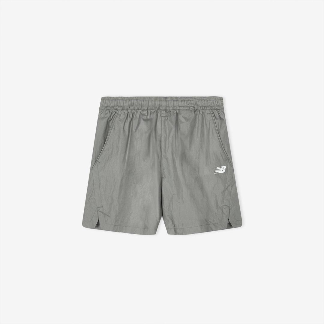 WOMEN 에센셜 경량 우븐 4부 쇼츠 (STANDARD FIT)