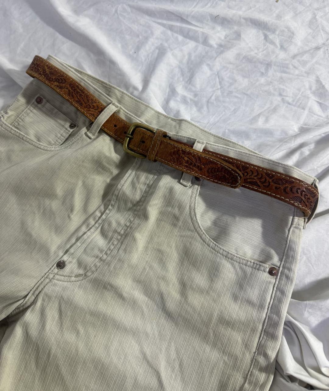 빈티지 카빙 레더 벨트 | 후루츠패밀리