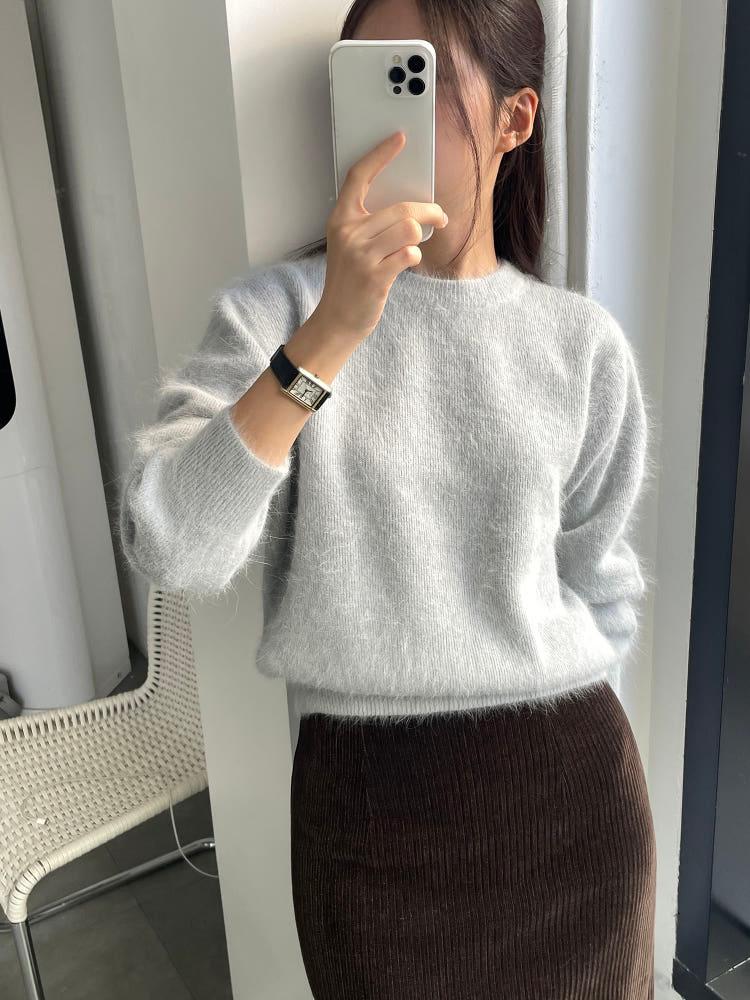 폭스 라운드 뽀송 루즈핏 니트