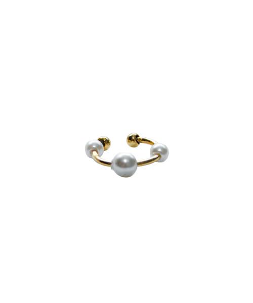 Pearl line gold earcuff