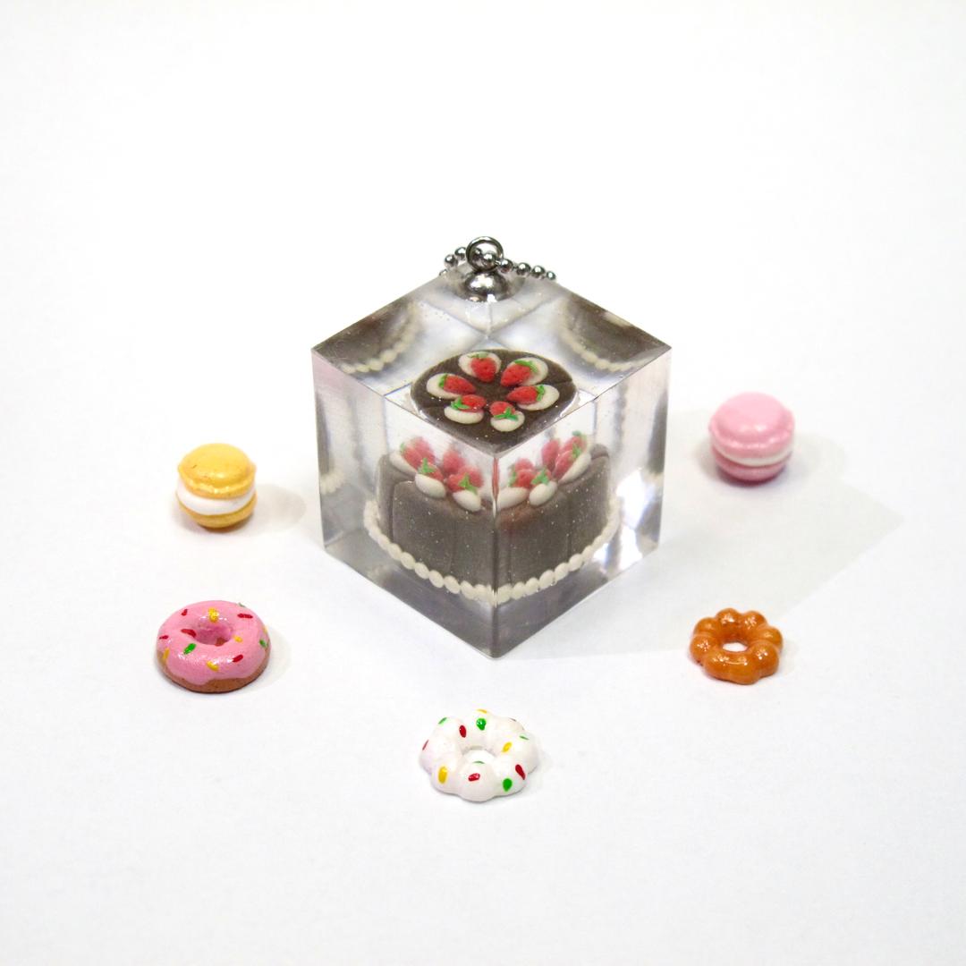 딸기 초코 케이크 키링