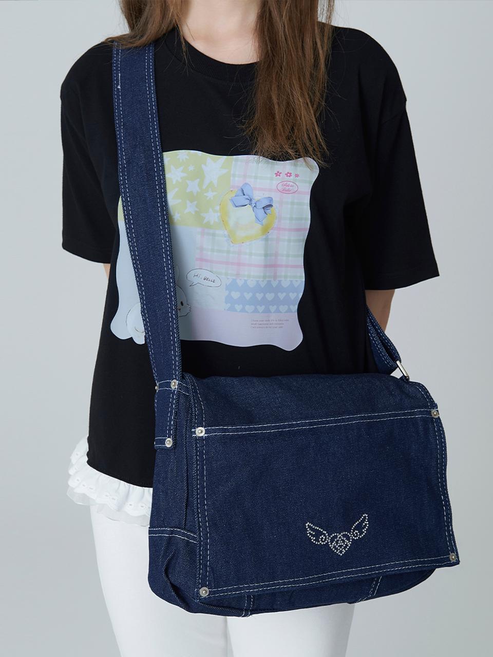 엔젤 큐빅 데님 메신저 백 - 블루(ANGEL CUBIC DENIM MESSENGER BAG - BLUE)