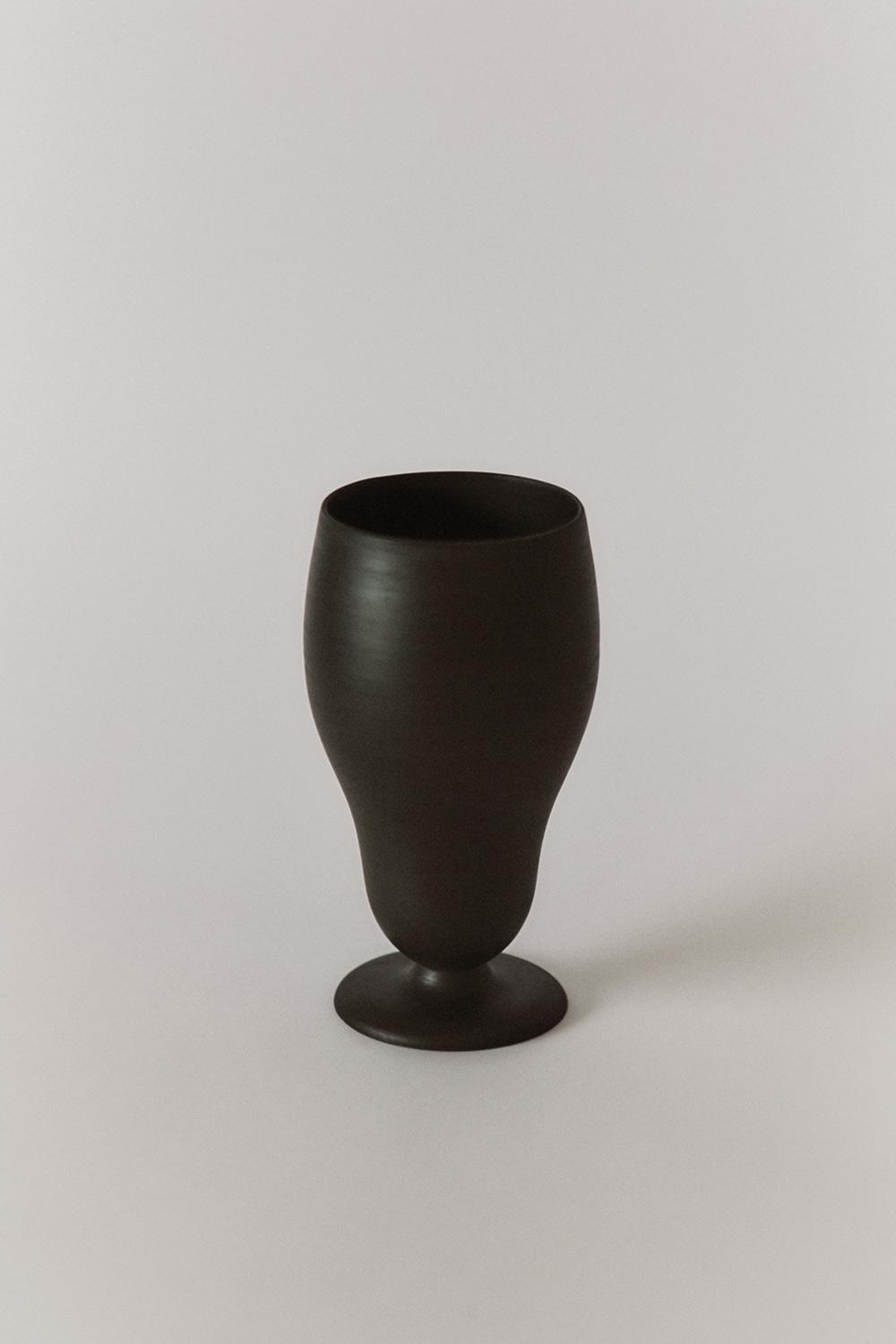 sum Goblet / earthy black