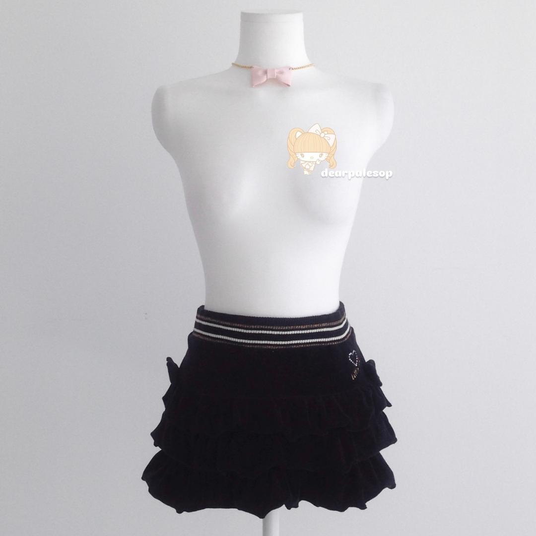 𝐿𝒾𝓉𝓉𝓁𝑒 𝒜𝓃𝑔𝑒𝓁 𝓈𝓀𝒾𝓇𝓉