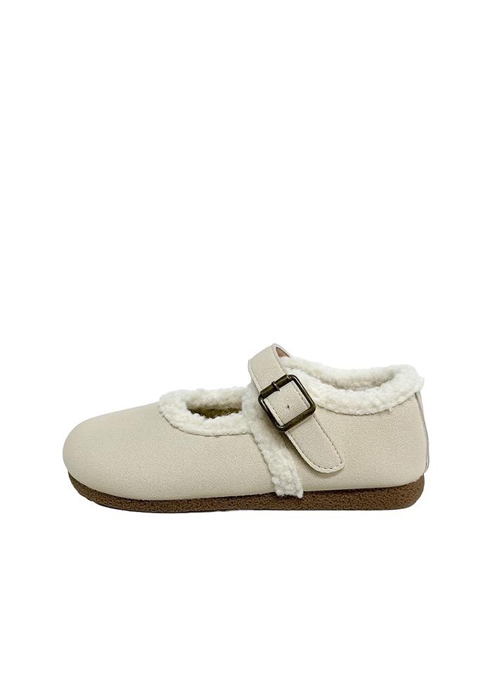 NO.188 IVORY SNUG FLAT