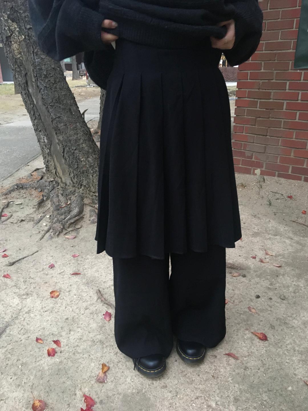 プリーツスカートパンツ