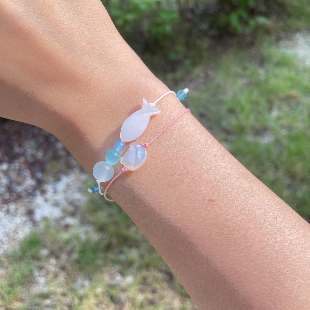 귀여운 원석 여름 청량 물고기 자개 원석 매듭 팔찌