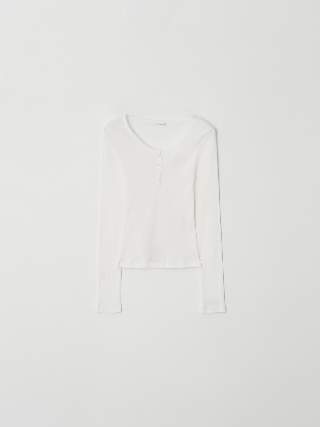 제니오 [made] 레이스 헨리 버튼티