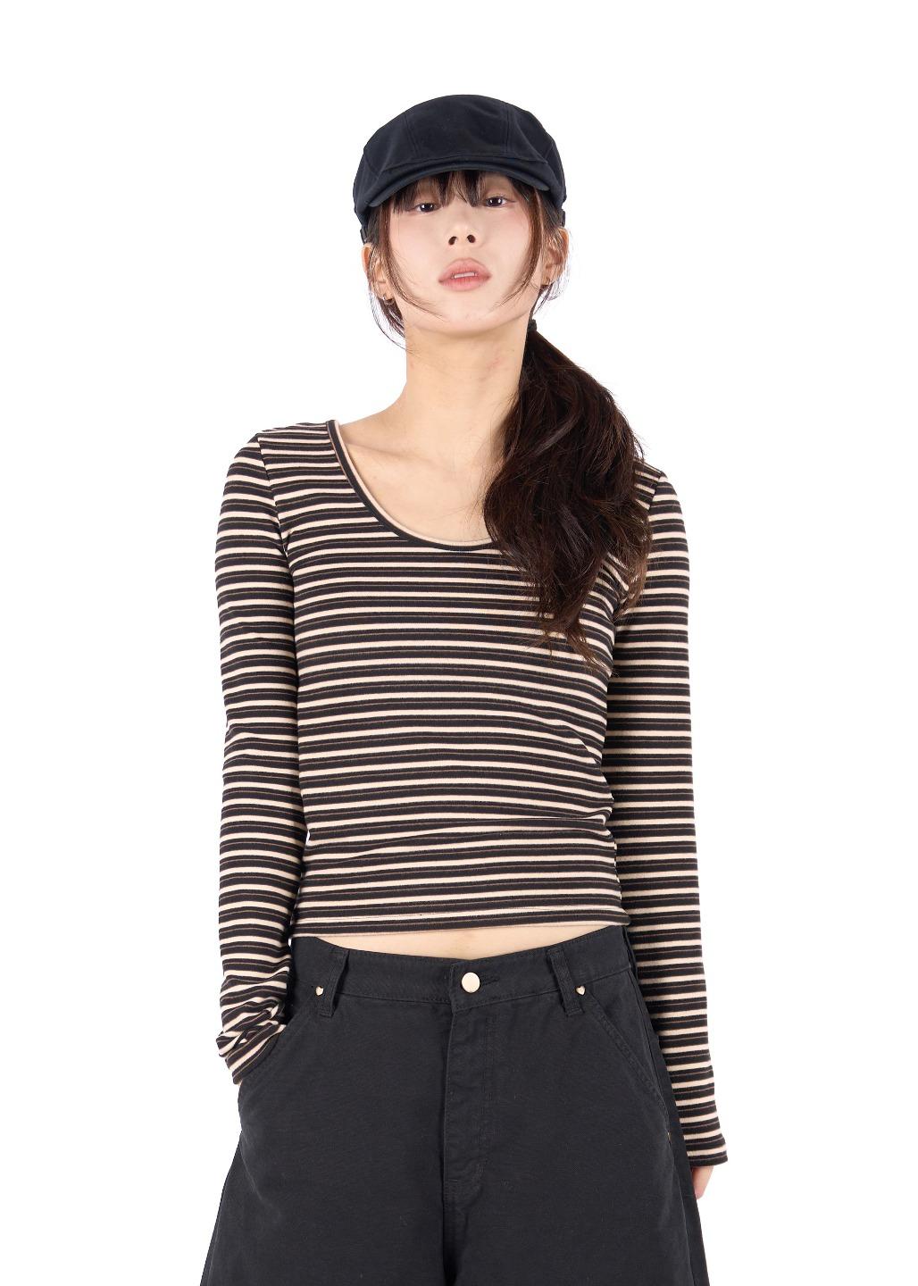 PEAR U-NECK TEE*일주일 소요*