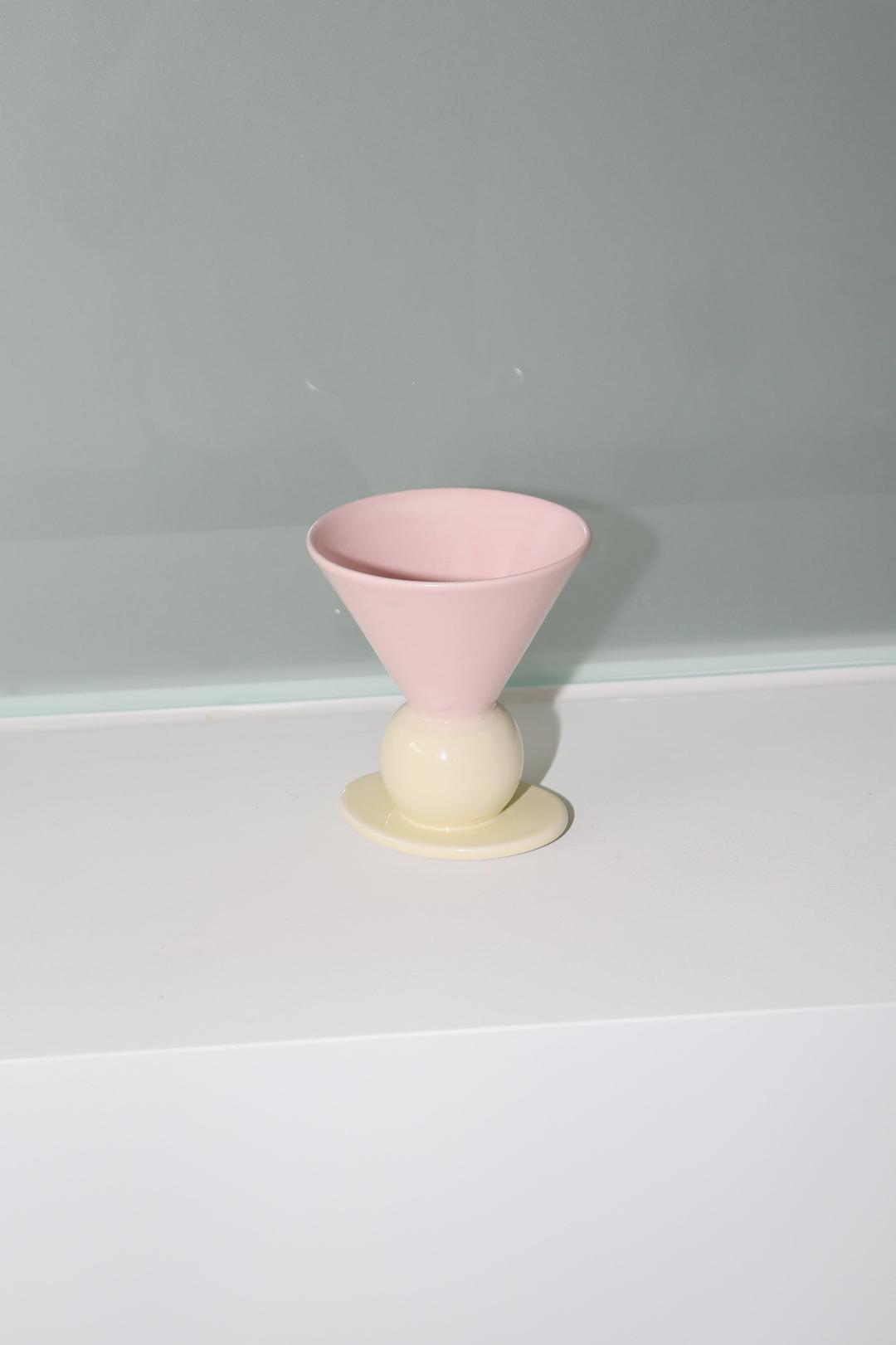 beads multi cup(pink/yellow)