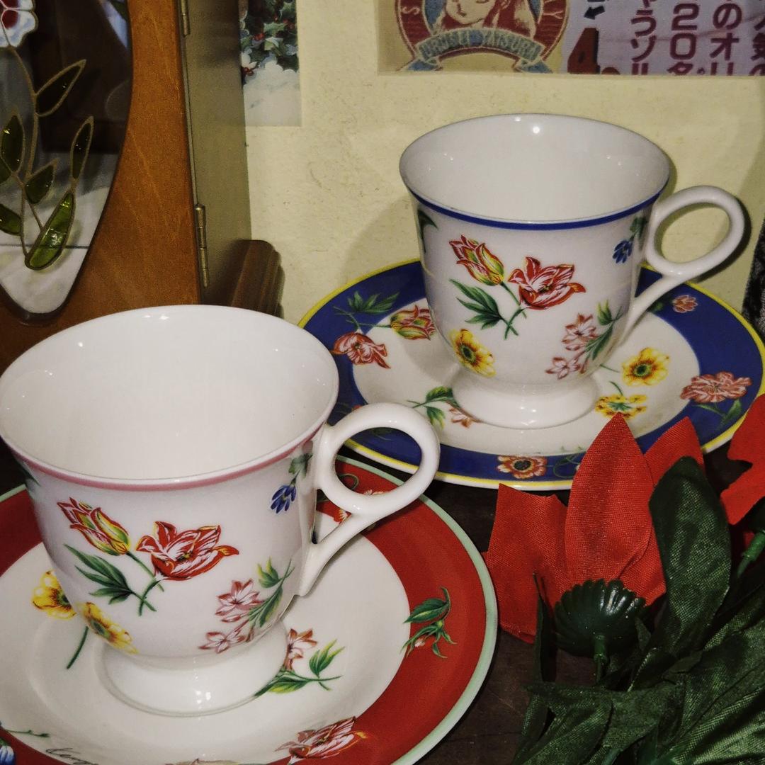 겐조 레트로 플라워 본차이나 찻잔세트