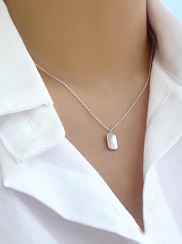 Modern frame necklace /3colors