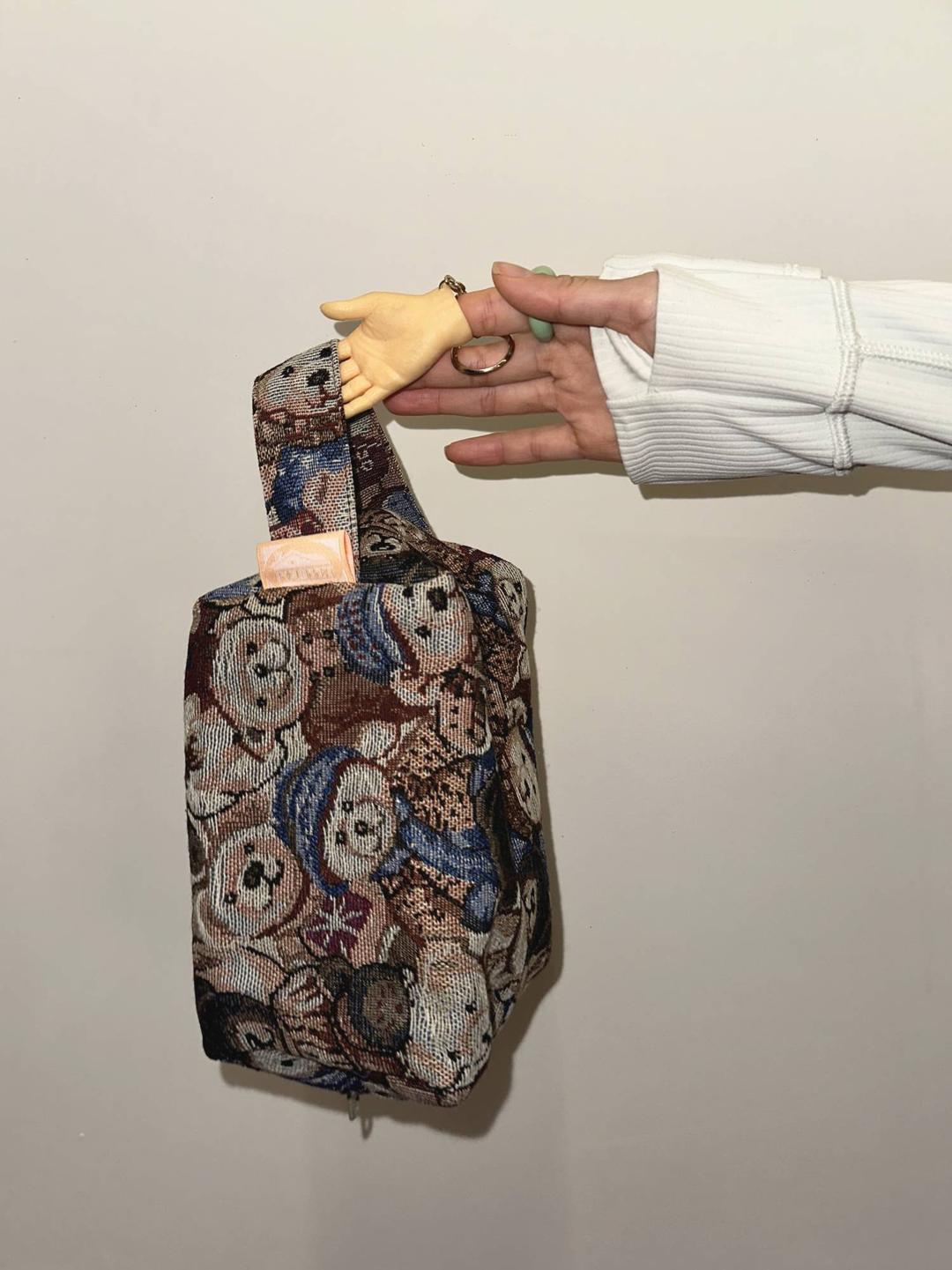 Handle Pouch - Bear Bear