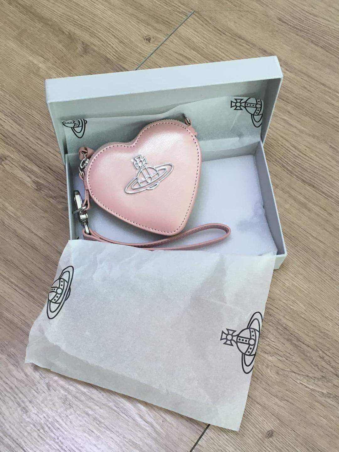 비비안웨스트우드 하트 펄 크로스백 | 후루츠패밀리