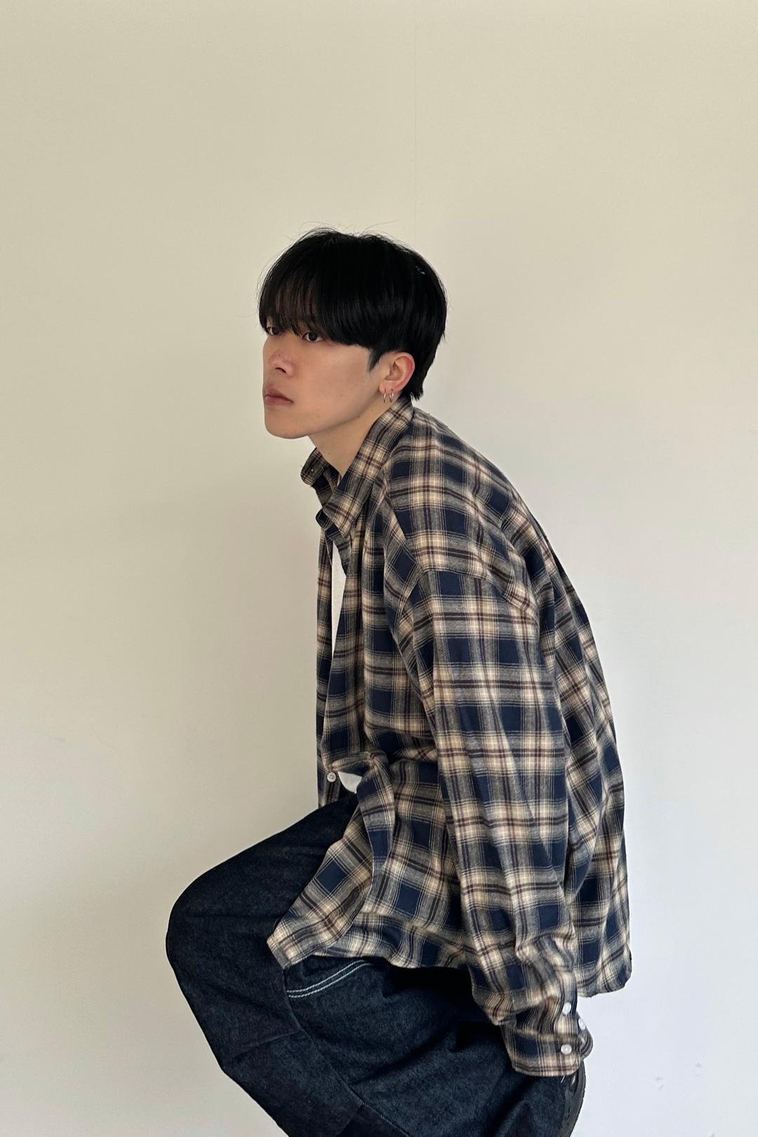 Casual checkered shirt (3C)