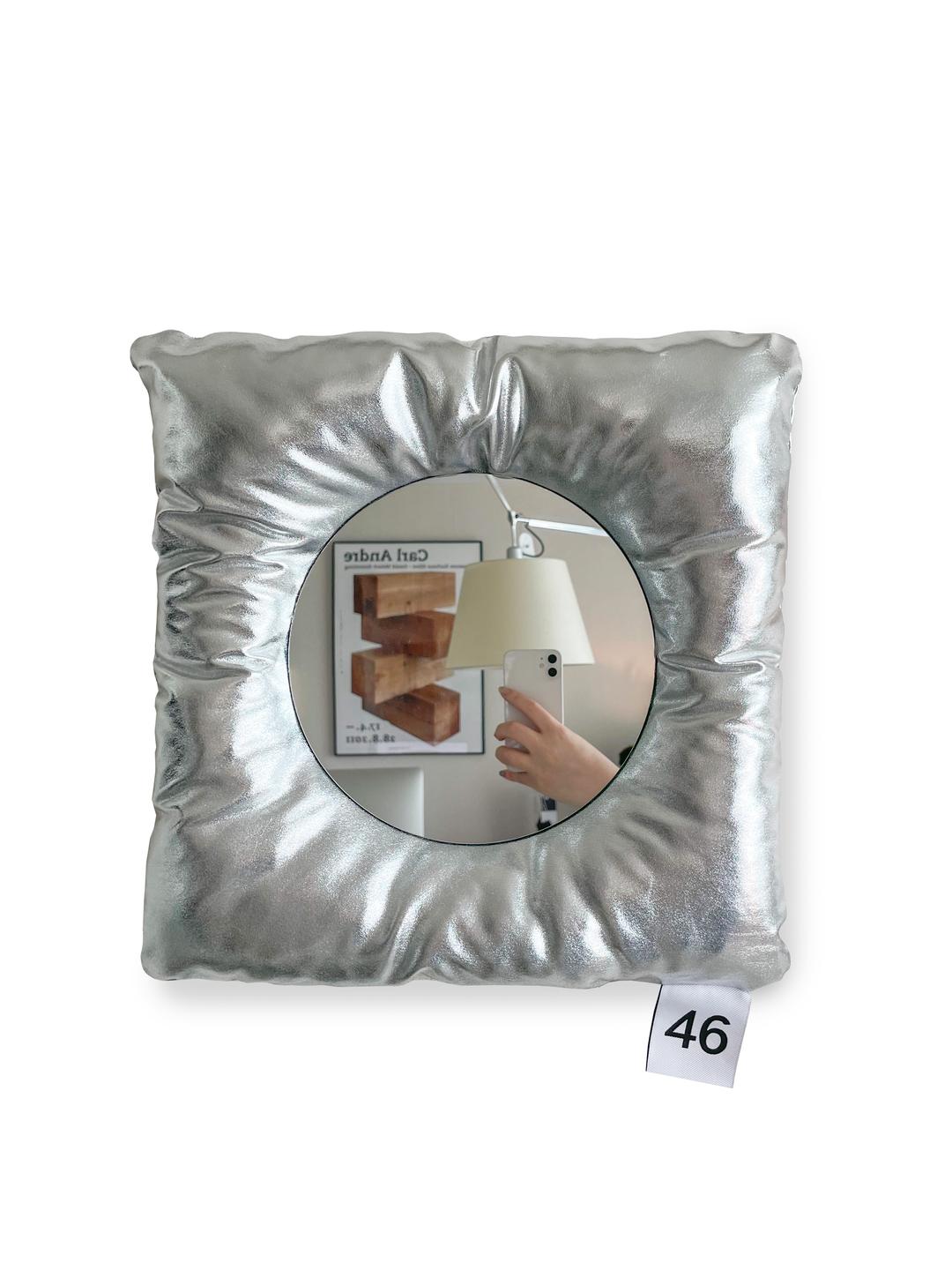 cushion mirror_metal