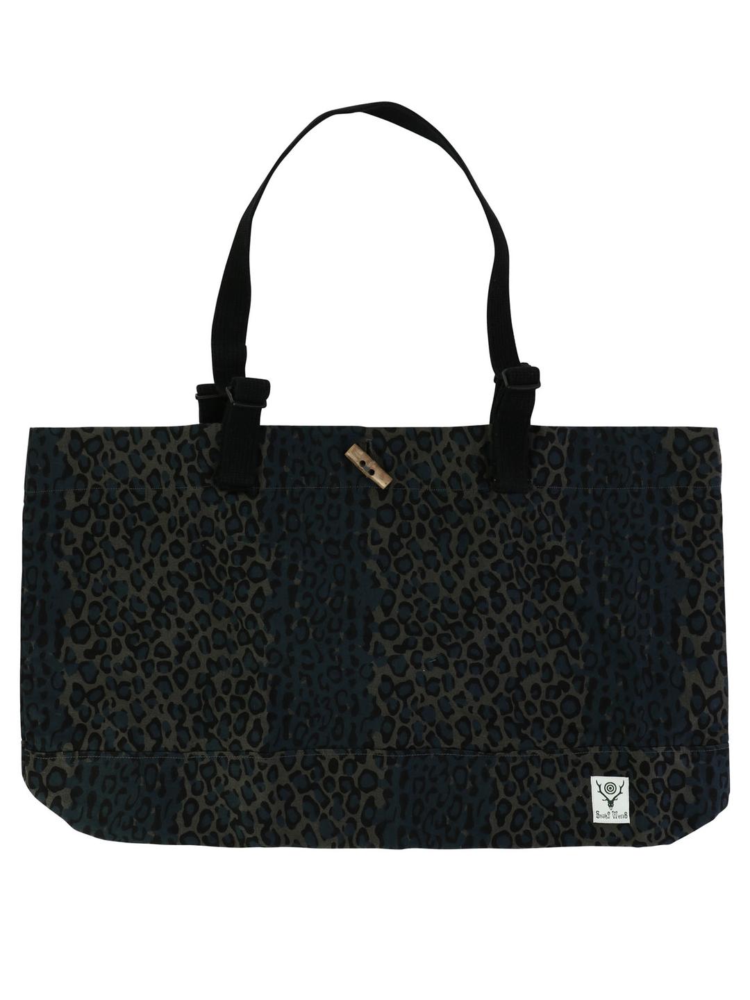 FW24 사우스투 웨스트에잇 숄더백 "Canal Park" tote bag Green OT423A-LEOPARD