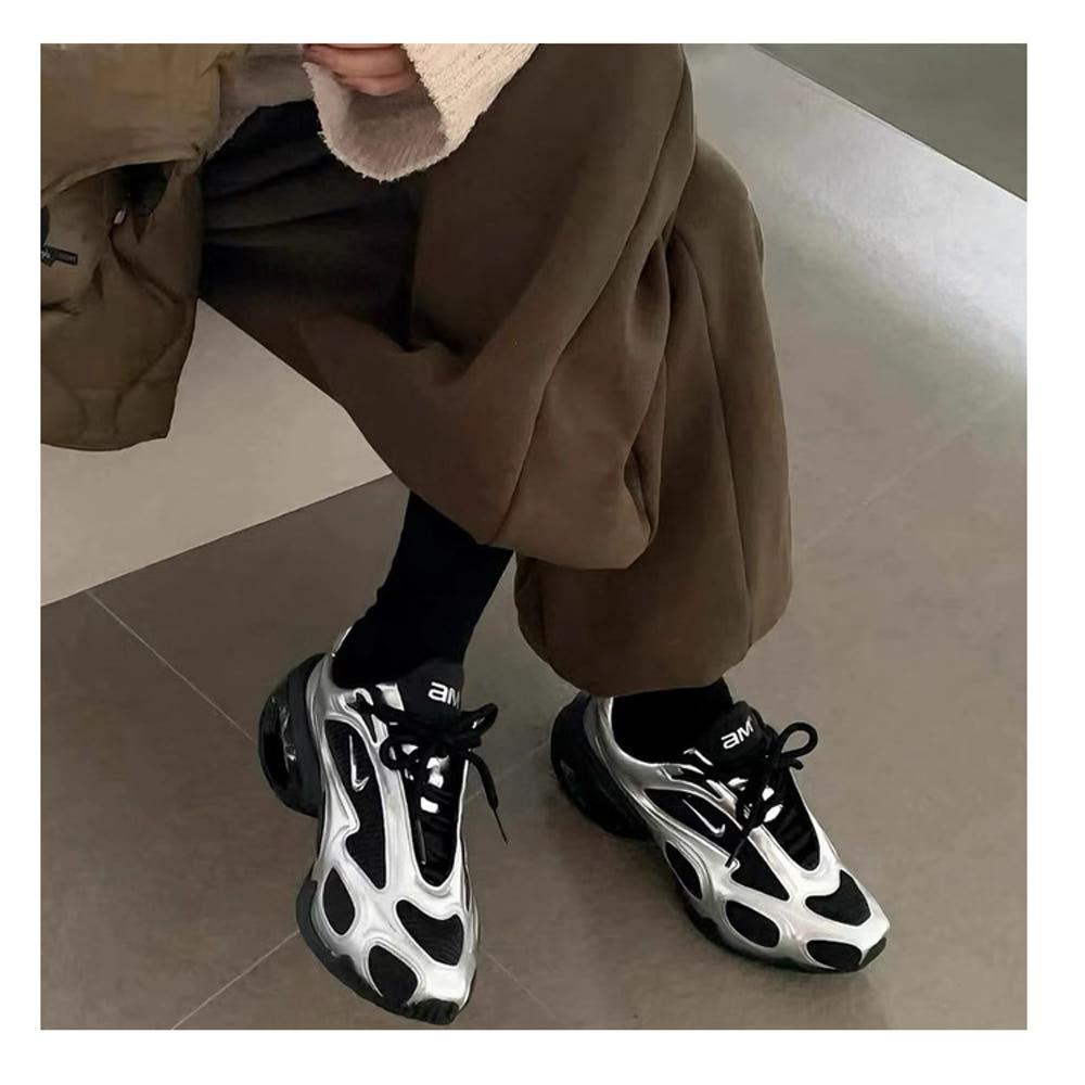 나이키 에어 맥스 뮤즈 블랙 메탈릭 실버 우먼스 스니커즈 FV1920-001