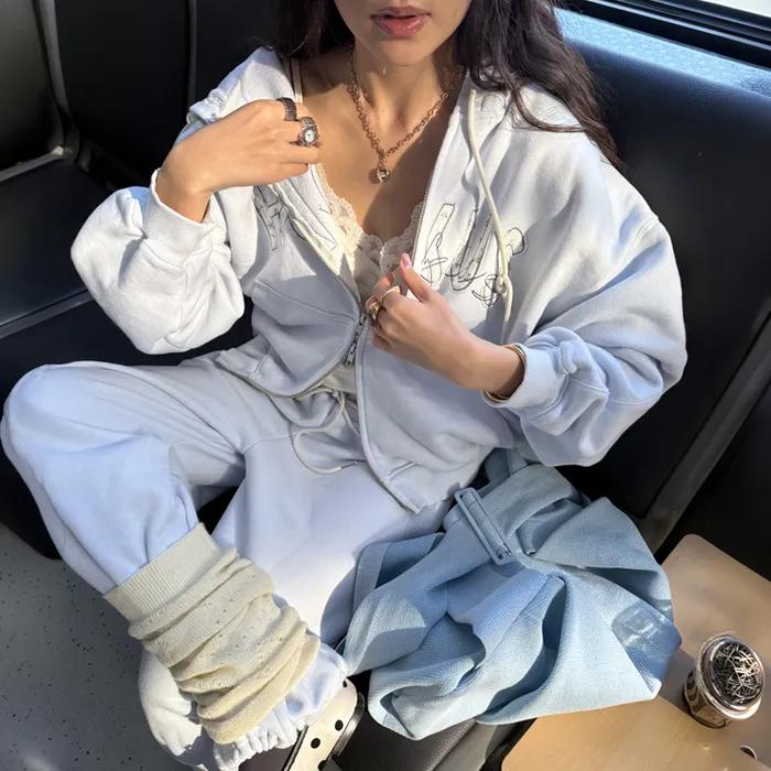 [3차_3/9 예약배송] Vintage Floral Logo Hoodie Zip-up_Baby blue