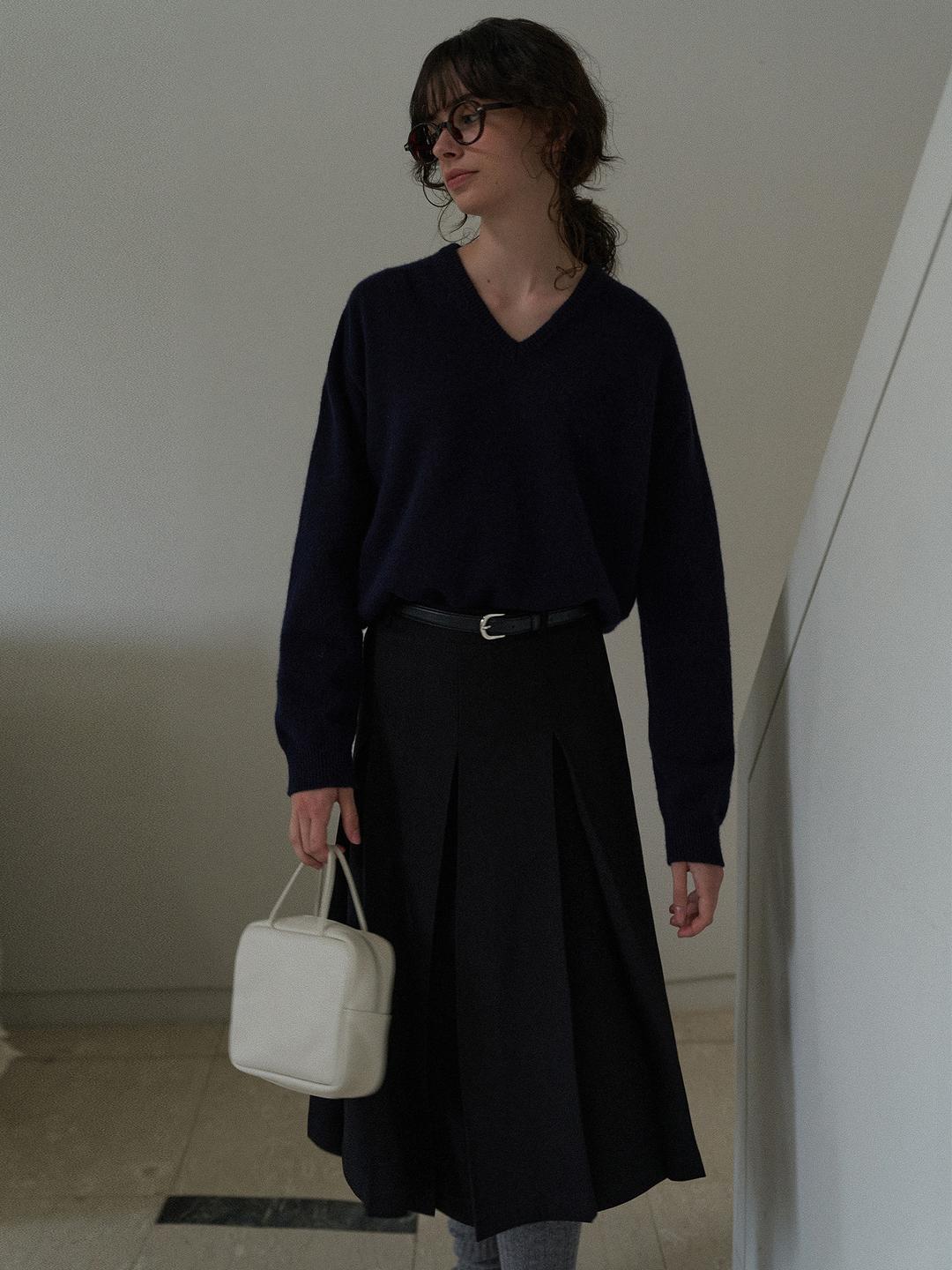 RE-ORDER / [서지혜 착용] Vanilla V-neck knit